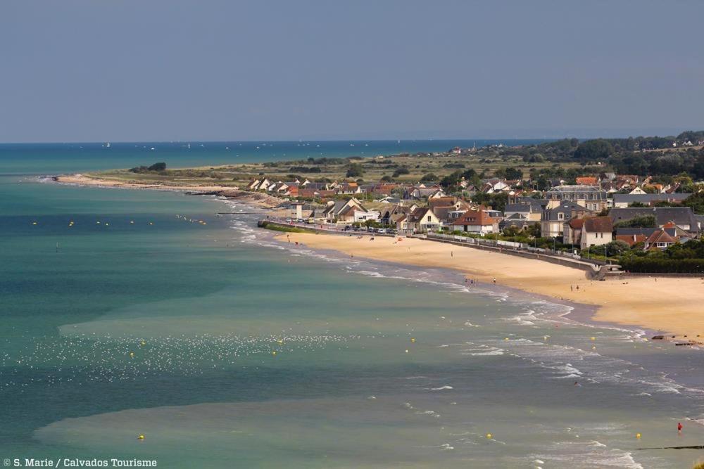 Belle Maison: Coastal Retreat with Garden near Omaha Beach Villa Saint-Laurent-sur-Mer Exterior photo