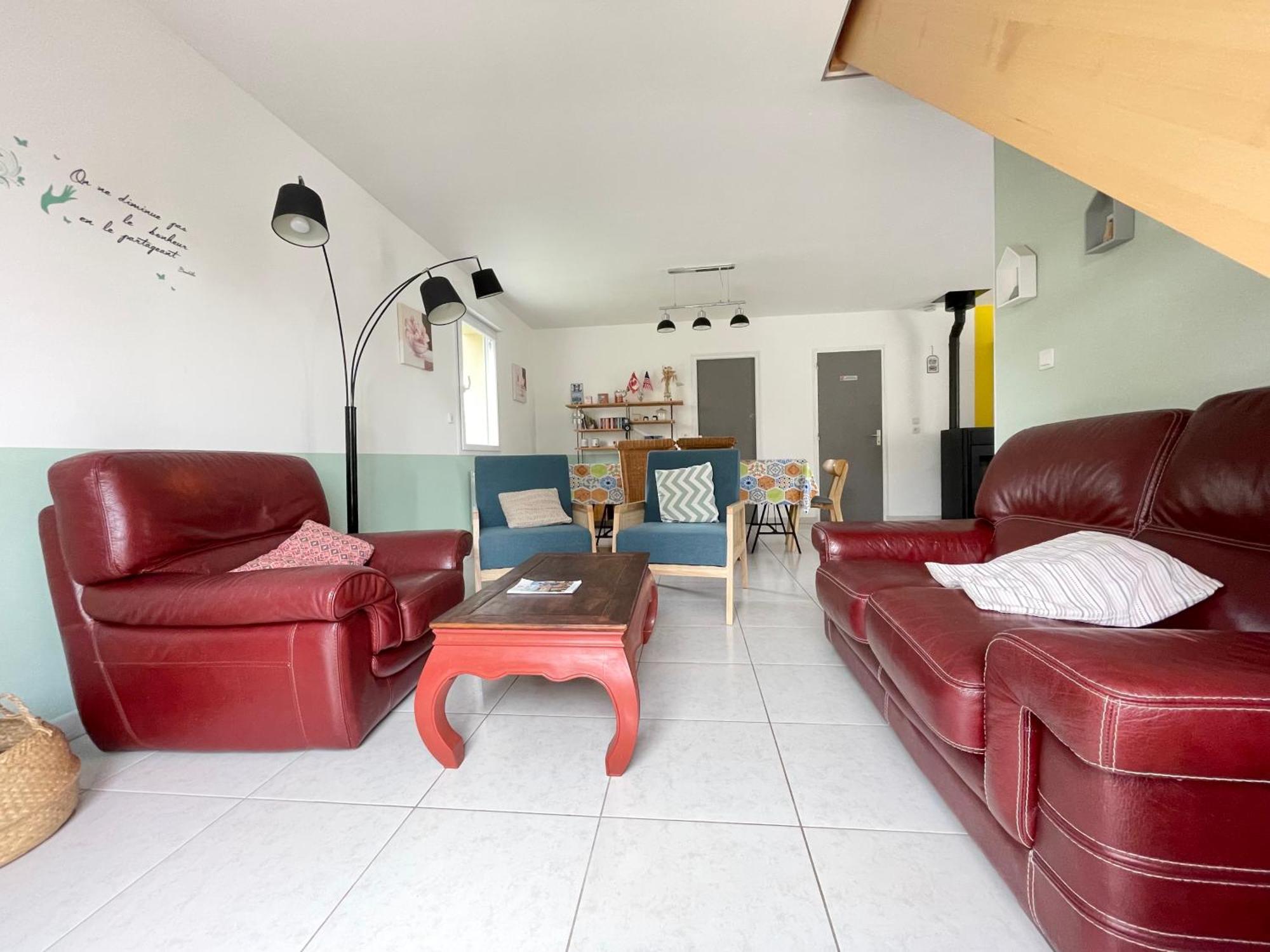 Belle Maison: Coastal Retreat with Garden near Omaha Beach Saint-Laurent-sur-Mer Exterior photo